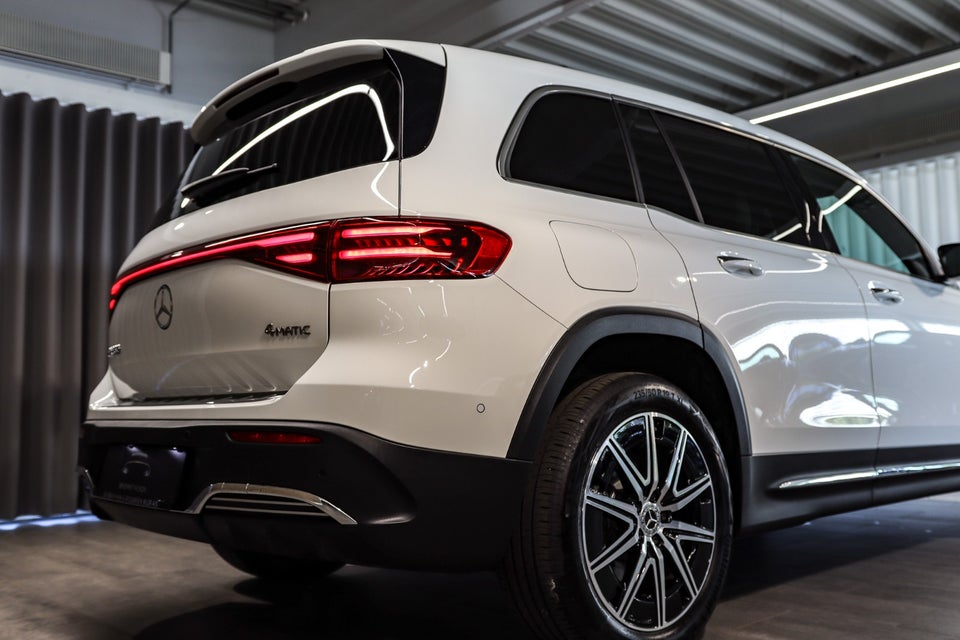 Mercedes EQB300 AMG Premium 4Matic 5d
