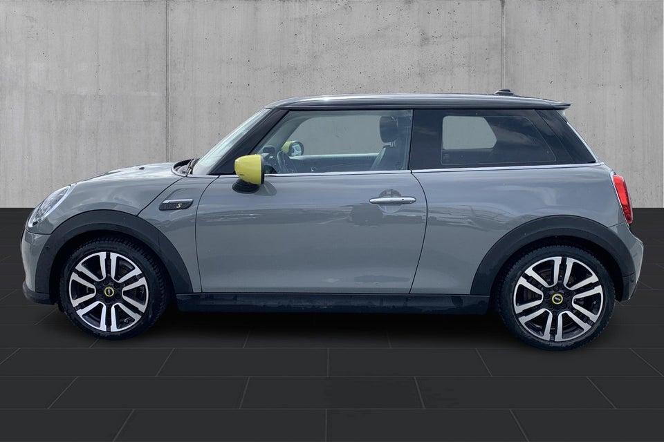 MINI Cooper SE Classic 3d