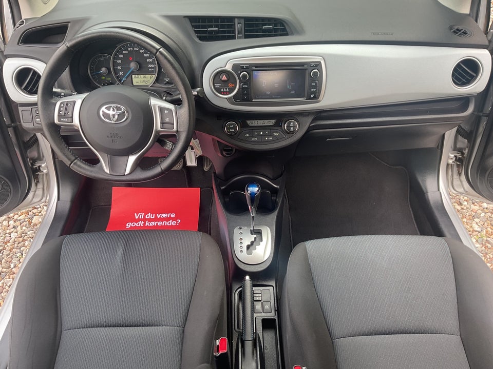 Toyota Yaris 1,5 Hybrid H2 Touch CVT 5d
