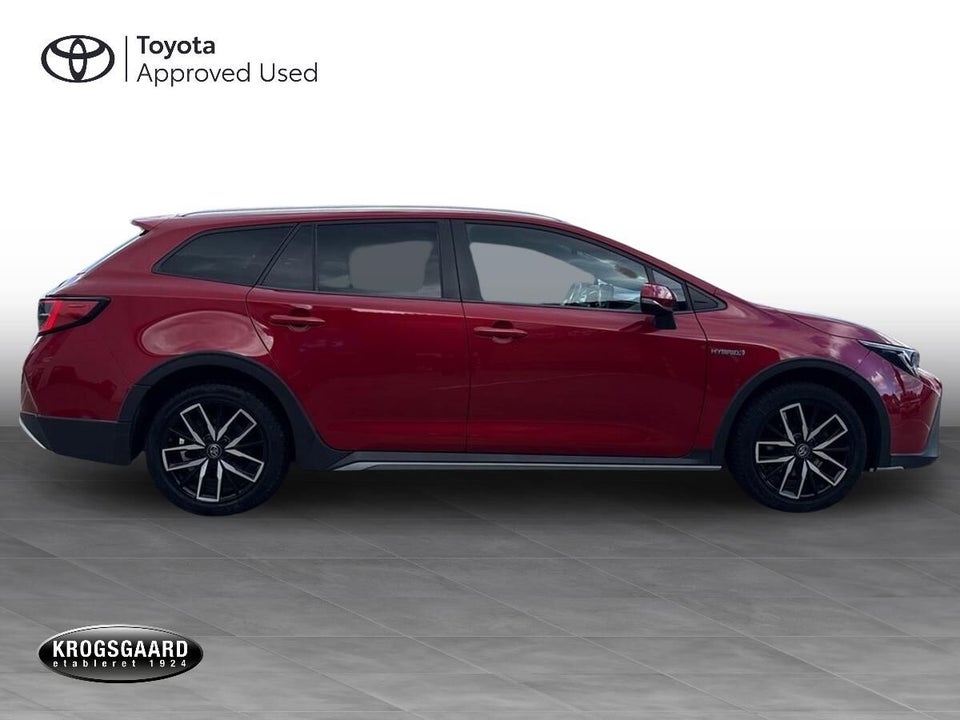 Toyota Corolla 1,8 Hybrid TREK Smart Touring Sports MDS 5d