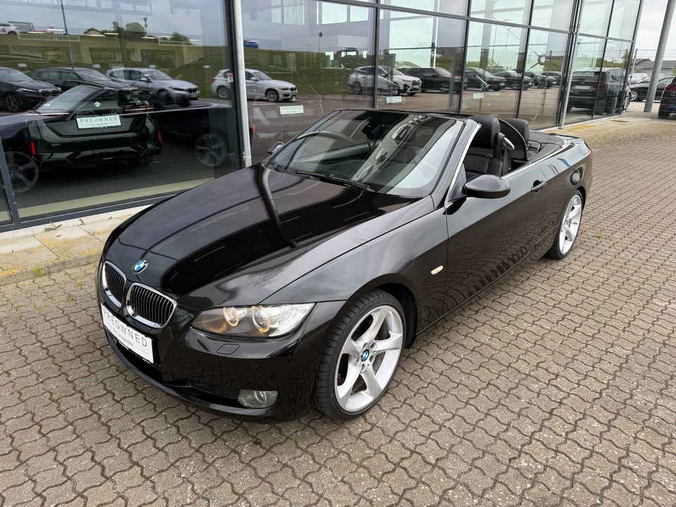 BMW 320i 2,0 Cabriolet 2d