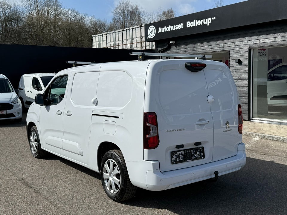 Peugeot Partner 1,5 BlueHDi 130 L2V2 Ultimate EAT8 Van