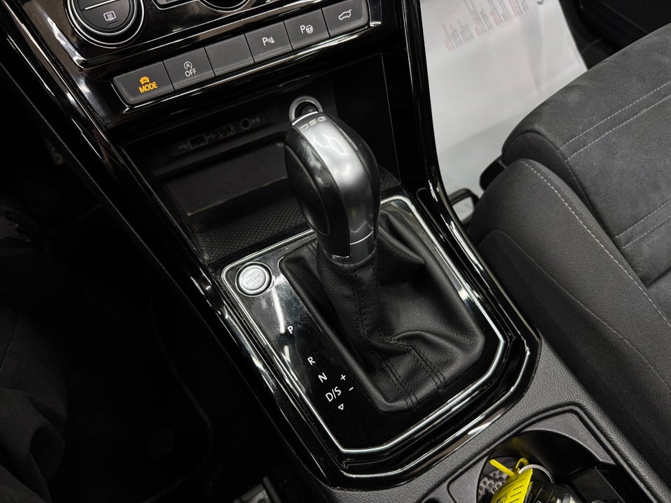 VW Touran 2,0 TDi 190 Highline DSG 7prs 5d