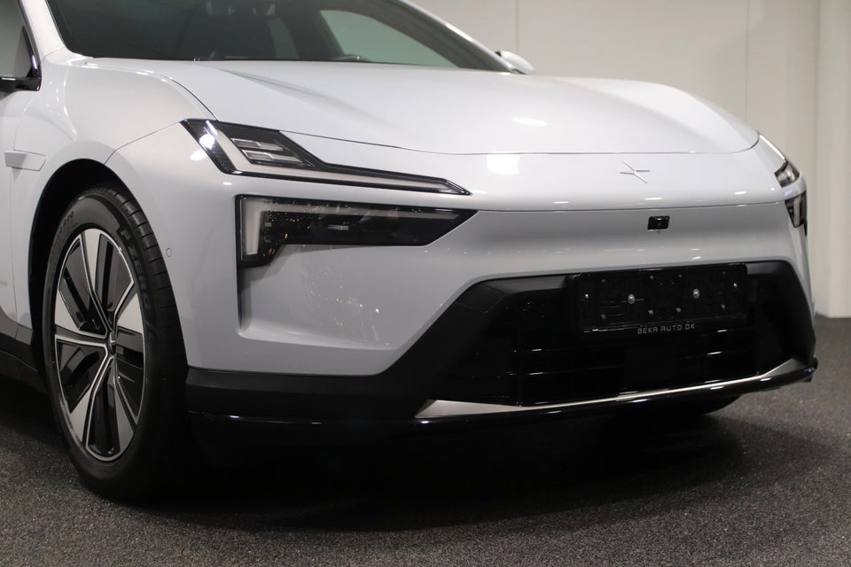 Polestar 4 Long Range AWD 5d