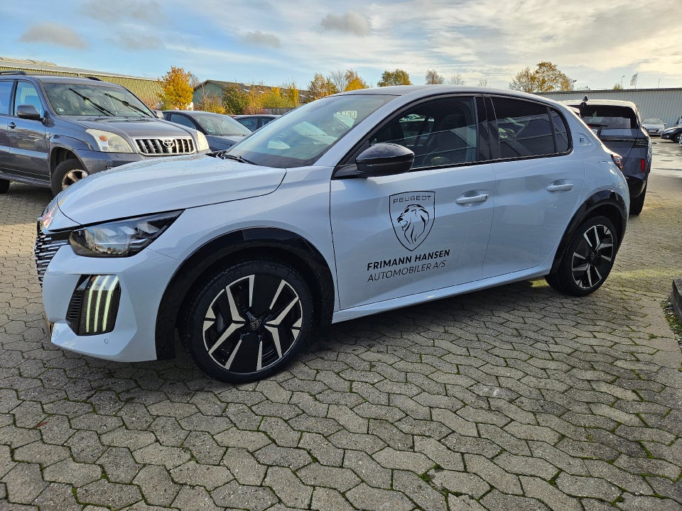 Peugeot e-208 54 GT Pack 5d