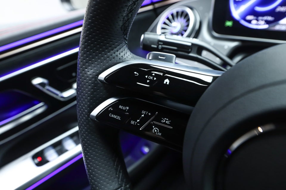 Mercedes EQE350 AMG Line 4d