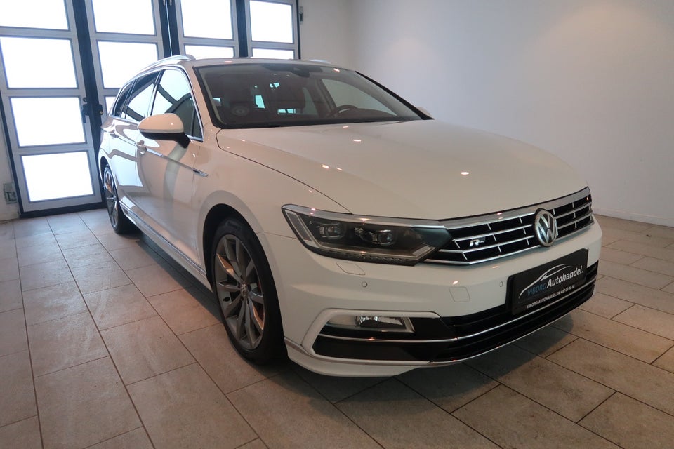 VW Passat 2,0 TDi 240 R-line Variant DSG 4Motion 5d