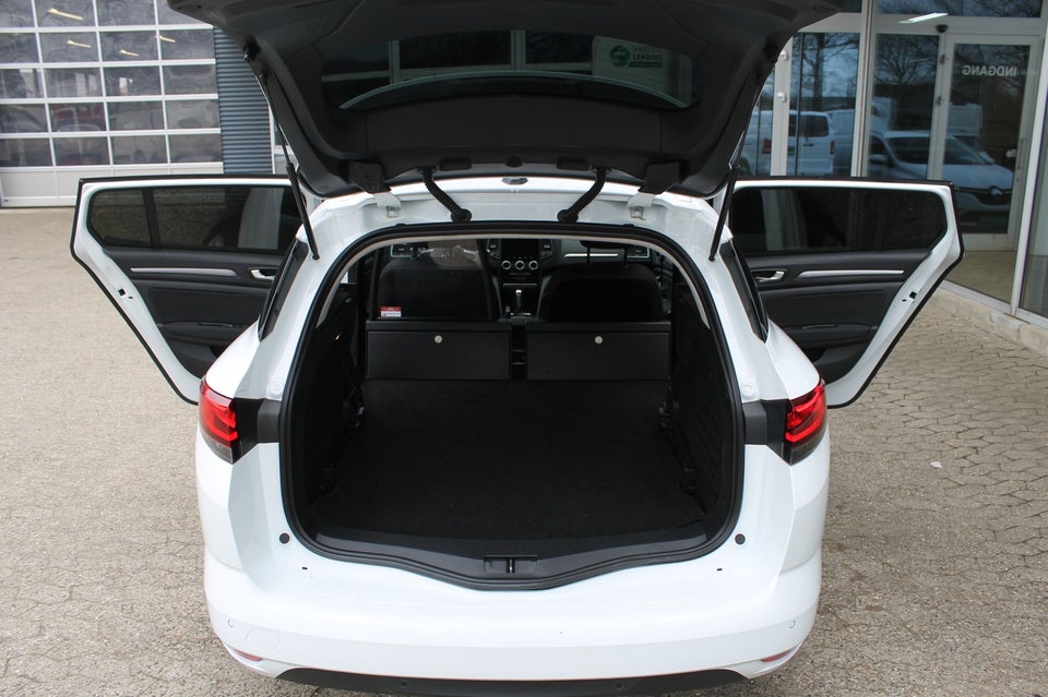 Renault Megane IV 1,5 dCi 115 Intens Sport Tourer EDC Van 5d