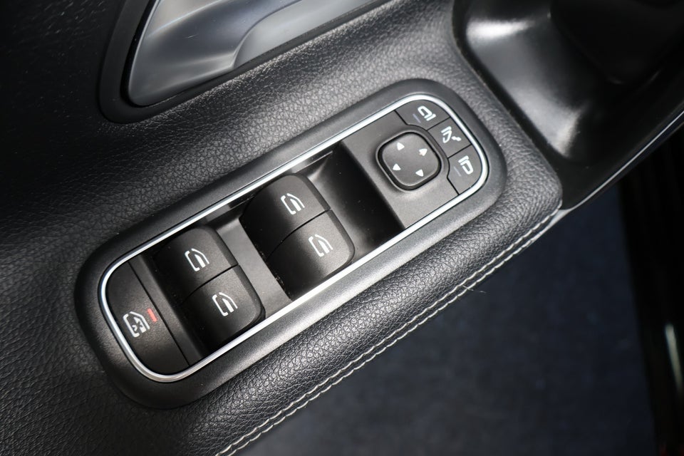 Mercedes A250 e 1,3 Progressive aut. 5d