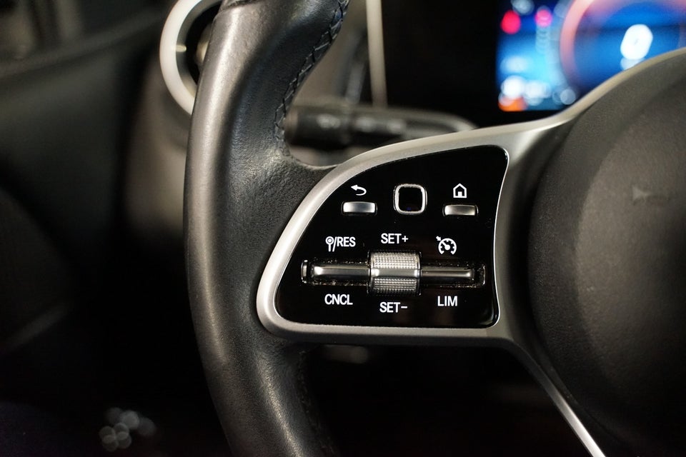 Mercedes GLB200 1,3 Progressive aut. 5d