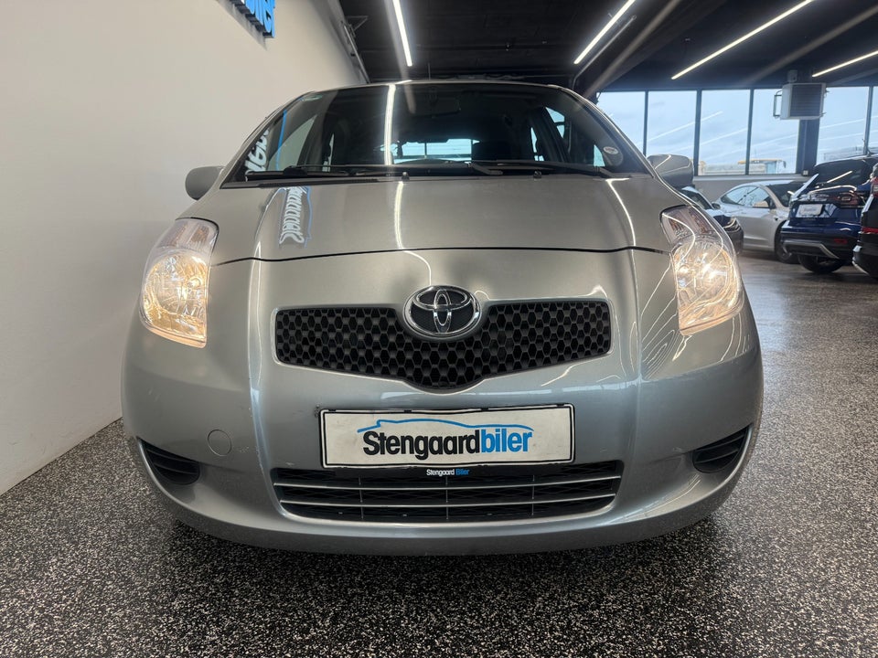 Toyota Yaris 1,3 Luna M/M 3d