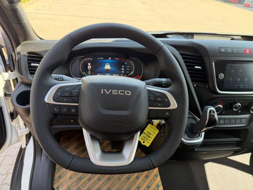 Iveco Daily 2,3 35S16 4100mm Lad AG8 2d