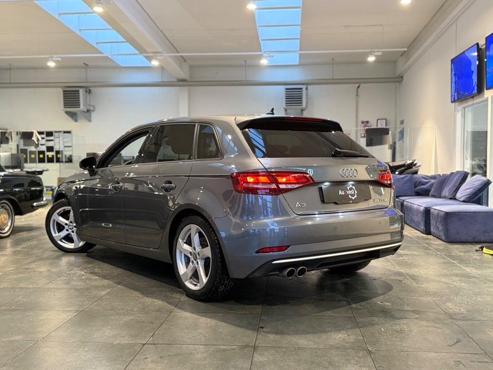 Audi A3 35 TFSi Sport Sportback S-tr. 5d