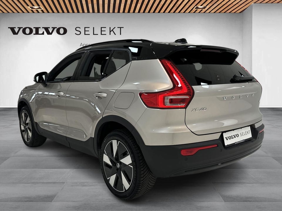 Volvo XC40 ReCharge Extended Range Plus 5d