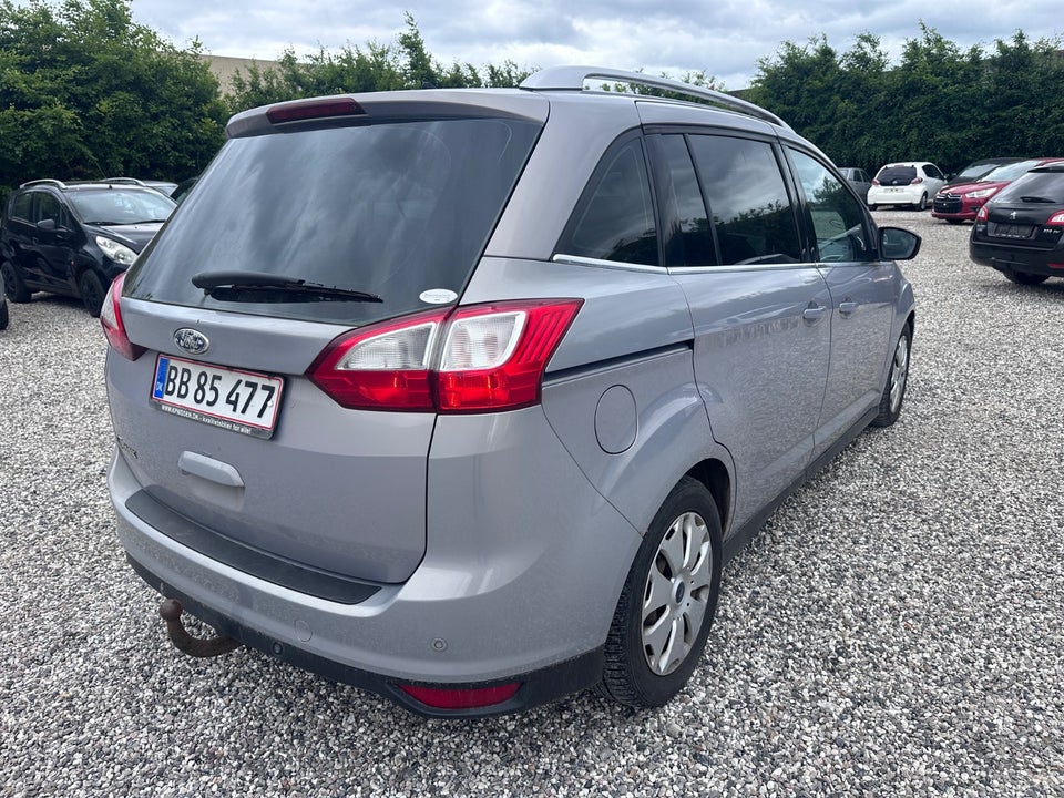 Ford Grand C-MAX 1,6 TDCi 115 Titanium 7prs 5d