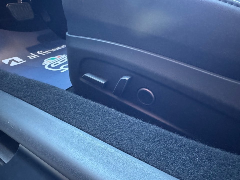 Tesla Model 3 RWD 4d