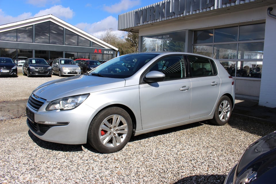 Peugeot 308 1,6 THP 125 Allure 5d