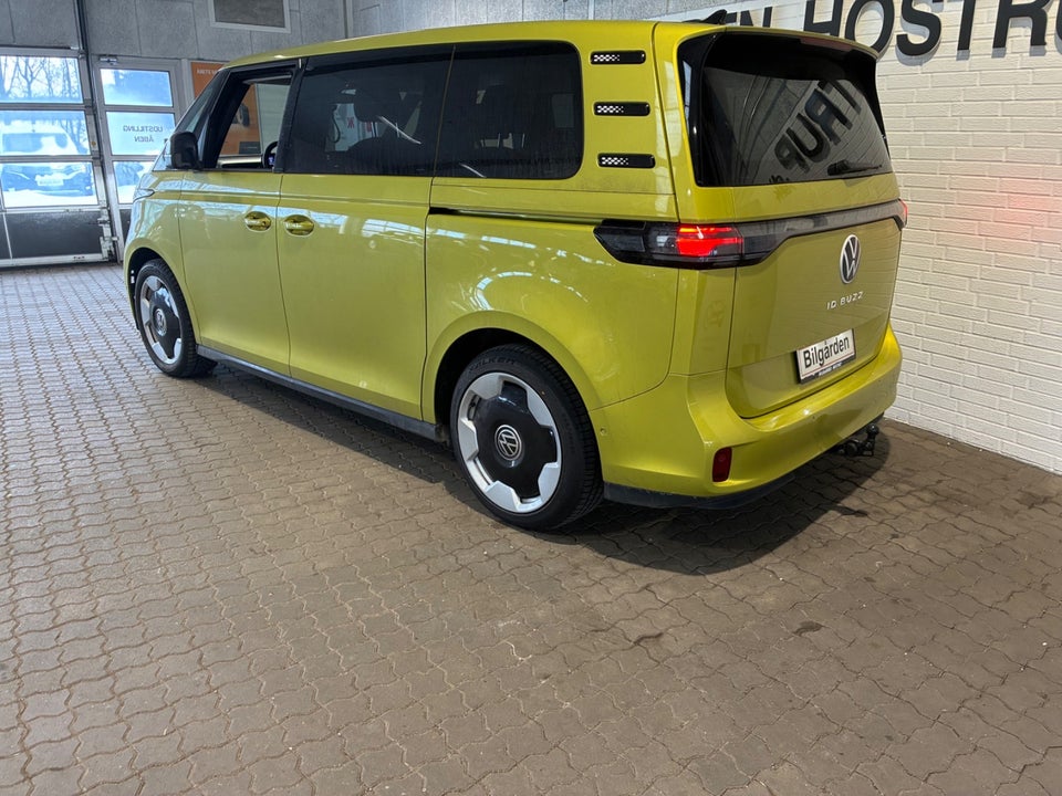 VW ID.Buzz 77 Pro SWB 5d