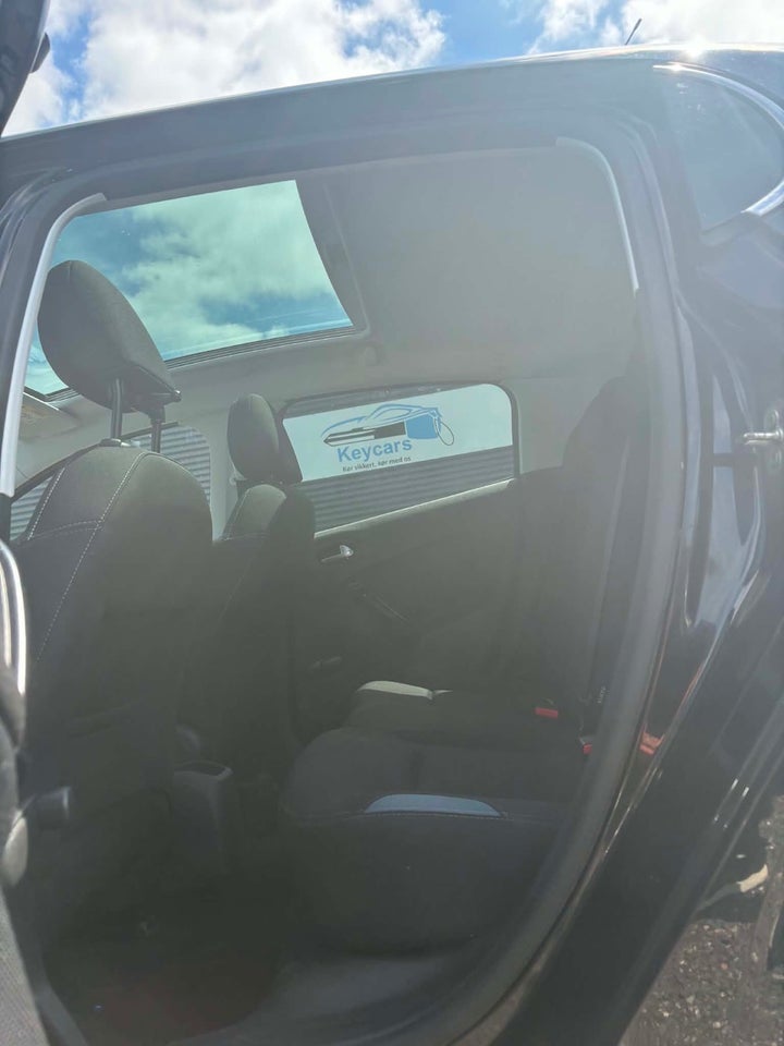 Peugeot 208 1,2 VTi Active 5d