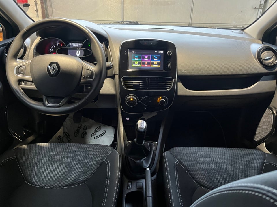 Renault Clio IV 1,5 dCi 90 Zen 5d