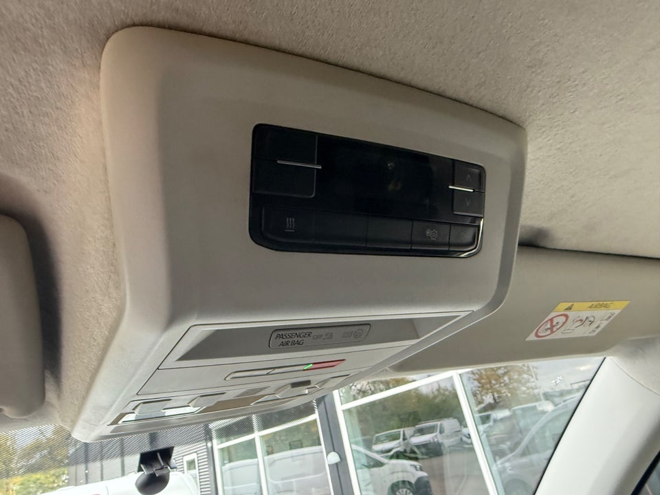 VW Transporter 2,0 TDi 150 Kassevogn DSG lang