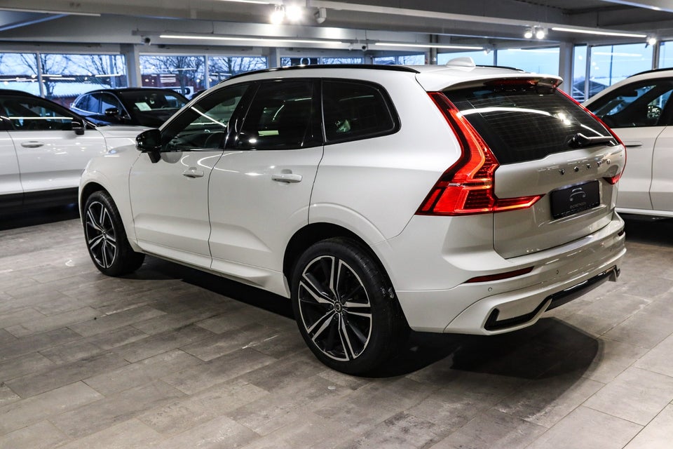 Volvo XC60 2,0 B4 197 R-Design aut. 5d