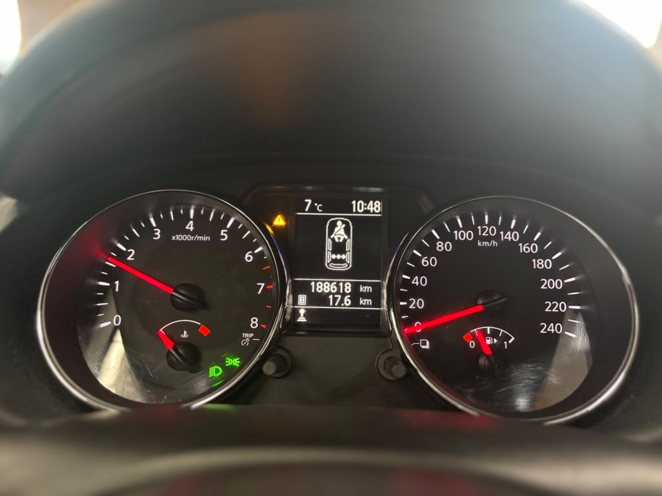 Nissan Qashqai+2 1,6 Tekna 7prs 5d