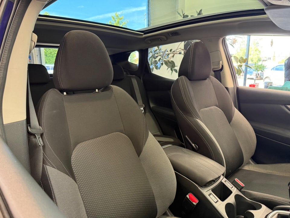 Nissan Qashqai 1,2 Dig-T 115 N-Connecta Vision 5d