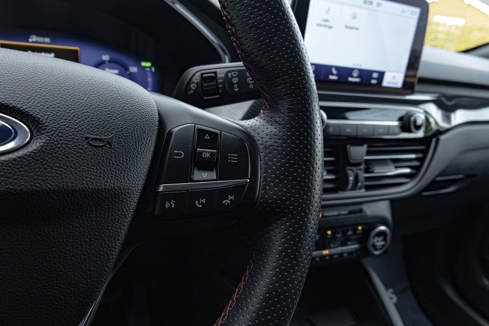 Ford Kuga 2,5 PHEV ST-Line CVT 5d