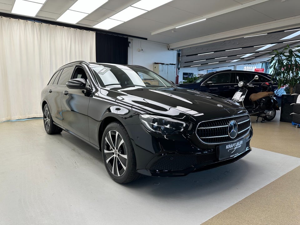 Mercedes E300 de 2,0 stc. aut. 4Matic 5d