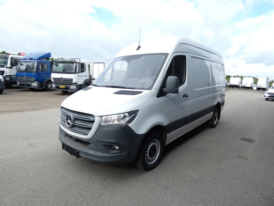 Mercedes Sprinter 319 3,0 CDi A2 Kassevogn aut. RWD