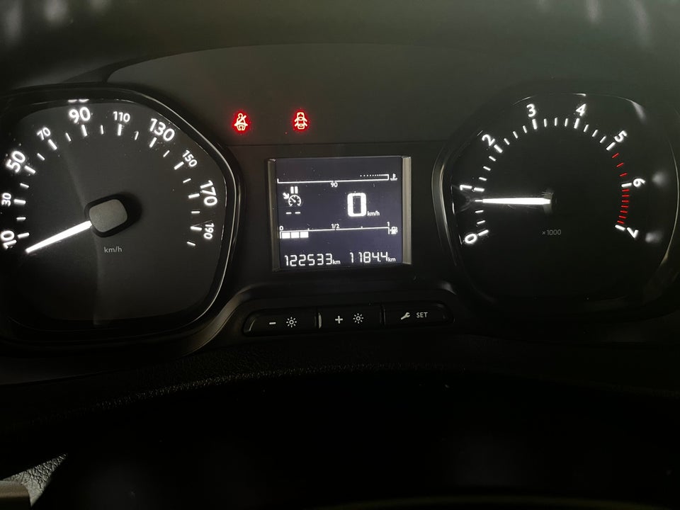 Toyota ProAce 2,0 D 120 Long Comfort 6d