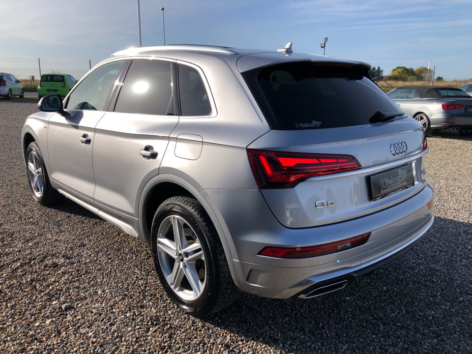 Audi Q5 50 TFSi e S-line quattro S-tr. 5d