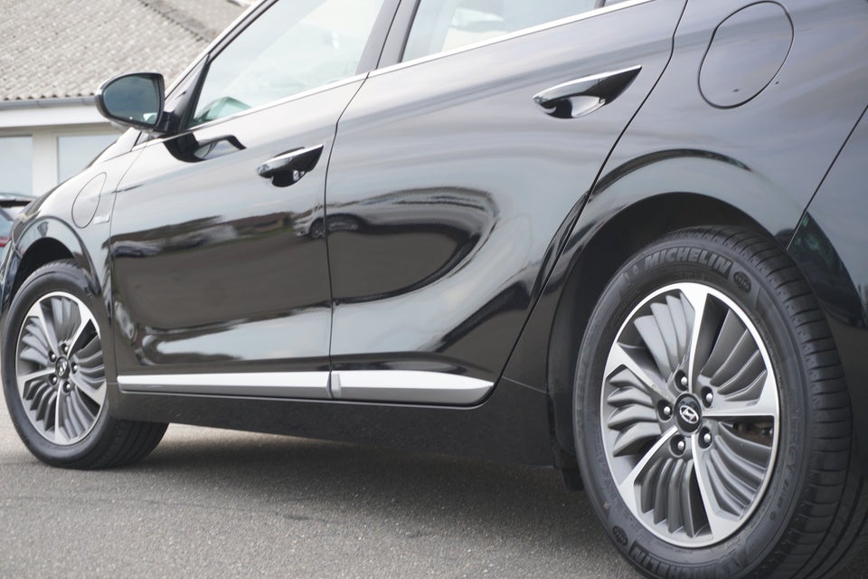 Hyundai Ioniq 1,6 PHEV Premium DCT 5d