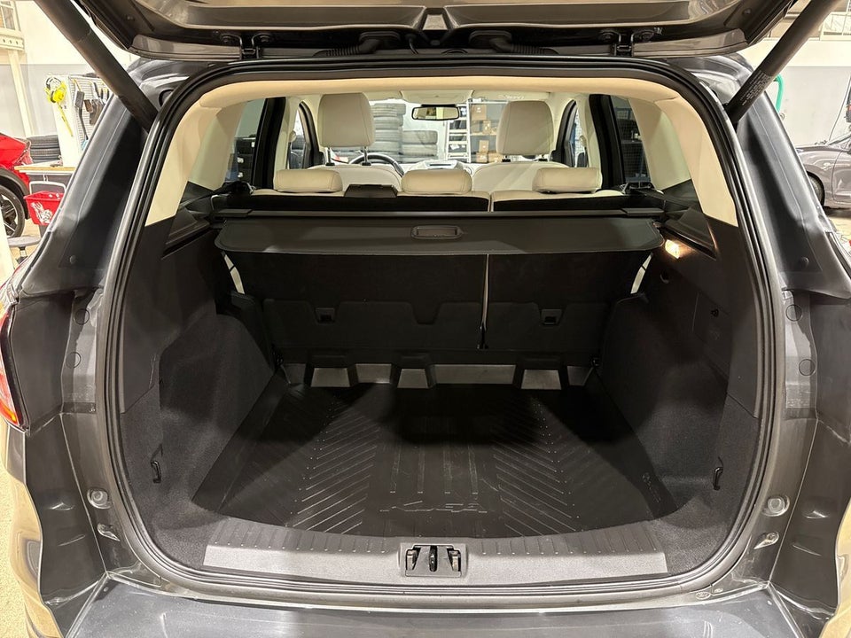 Ford Kuga 1,5 SCTi 182 Vignale aut. AWD 5d