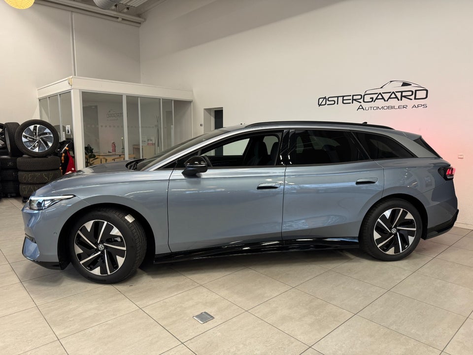 VW ID.7 77 Style Tourer 5d