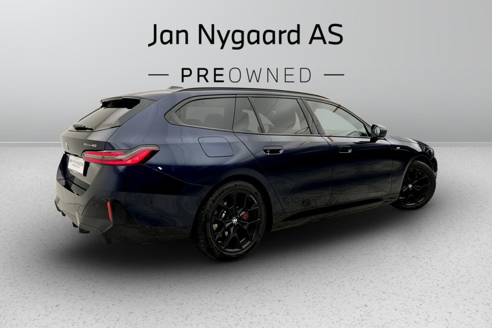 BMW i5 eDrive40 Touring Fully Charged 5d