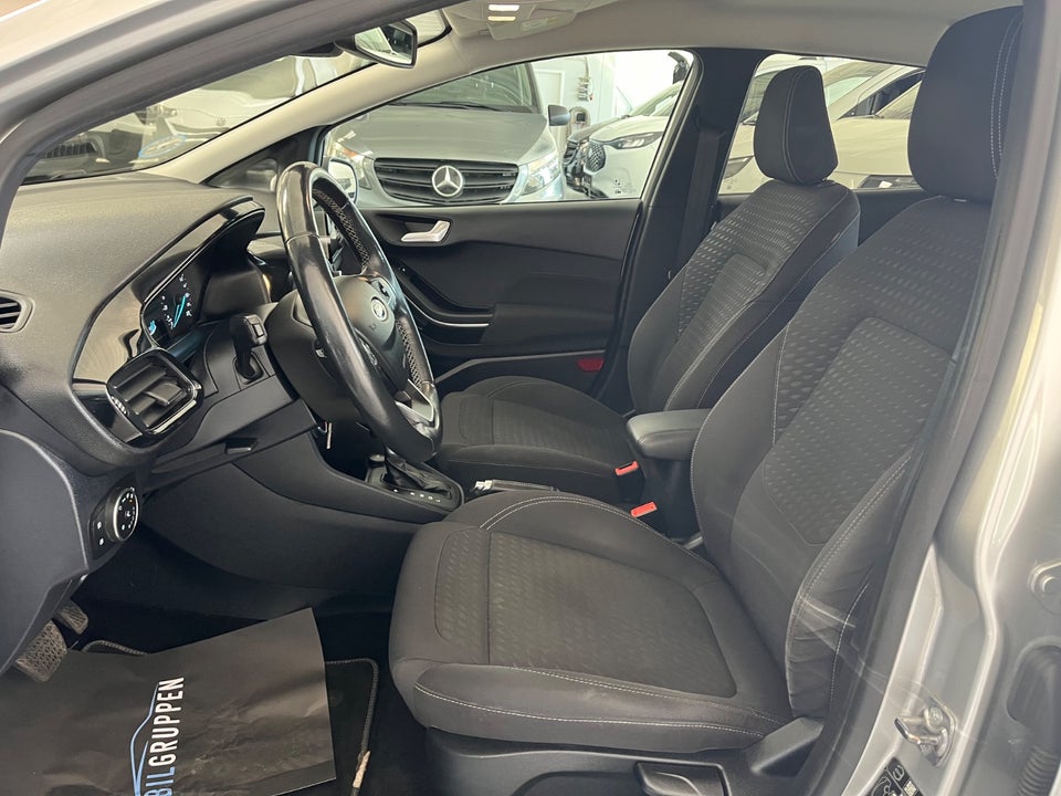 Ford Fiesta 1,0 EcoBoost mHEV Titanium Van 5d