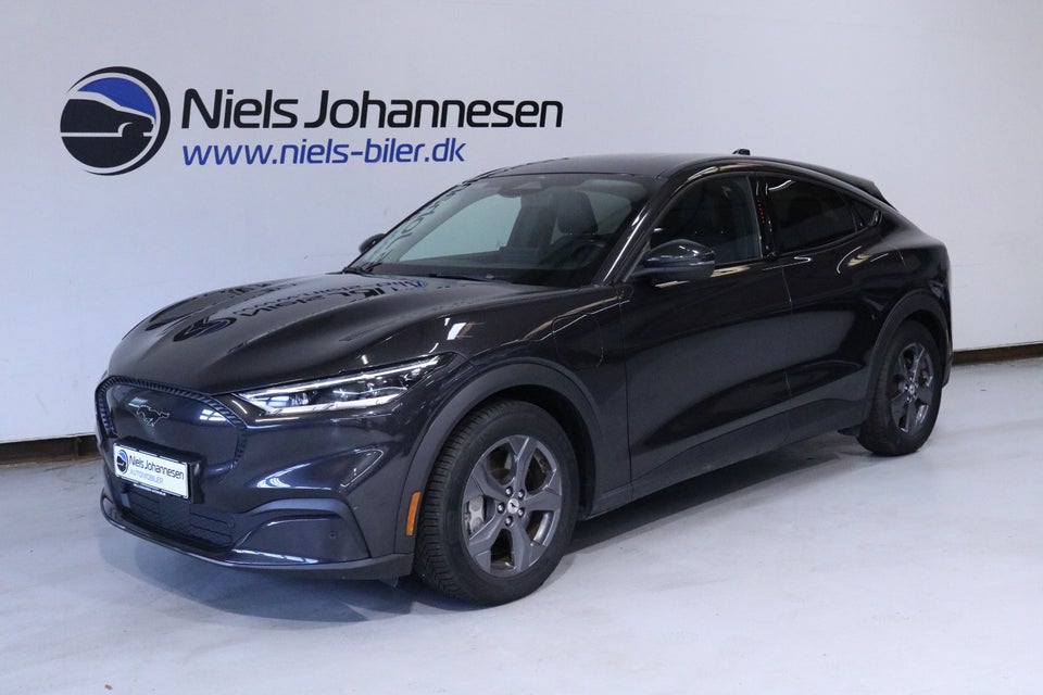 Ford Mustang Mach-E 70 Standard Range 5d