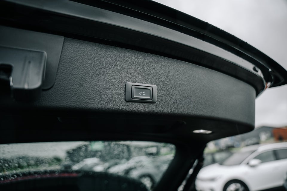 Audi e-tron 50 S-line quattro 5d