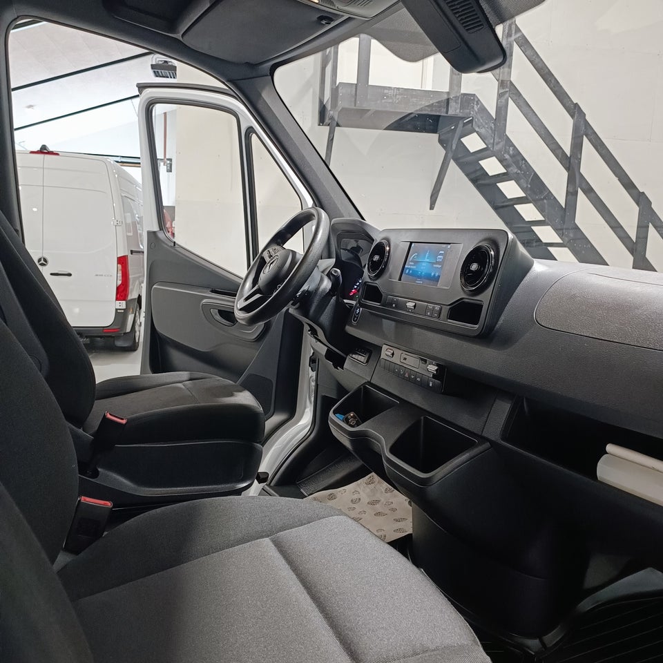 Mercedes Sprinter 317 2,0 CDi A3 Db.Kab aut. RWD 4d