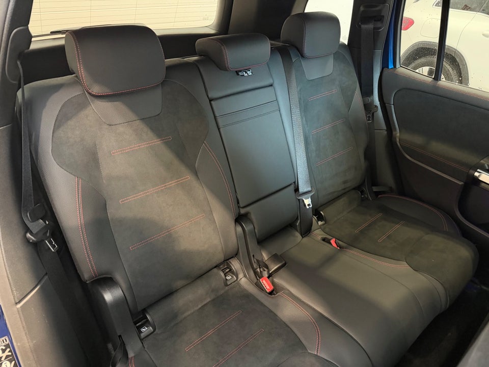 Mercedes EQB300 AMG Line 4Matic 5d