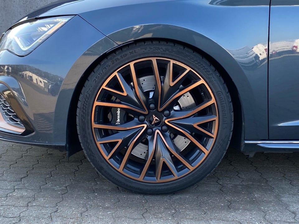 Seat Leon 2,0 TSi 300 Cupra ST DSG 4Drive 5d