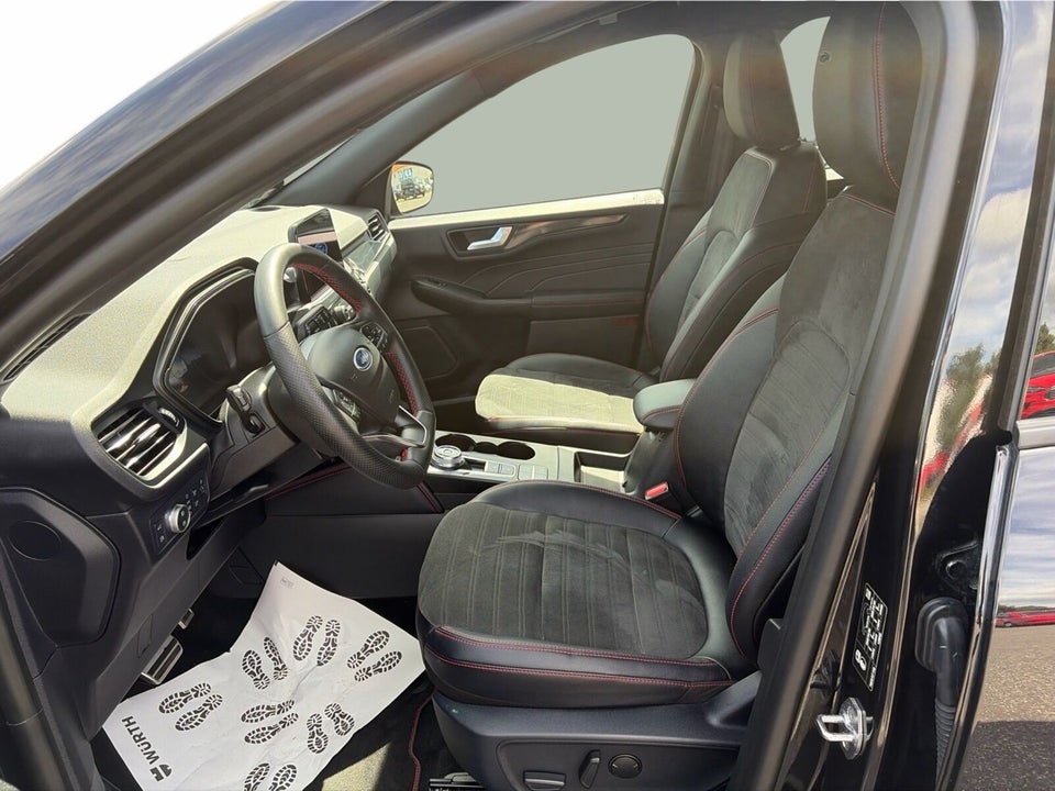 Ford Kuga 2,5 PHEV ST-Line X CVT 5d