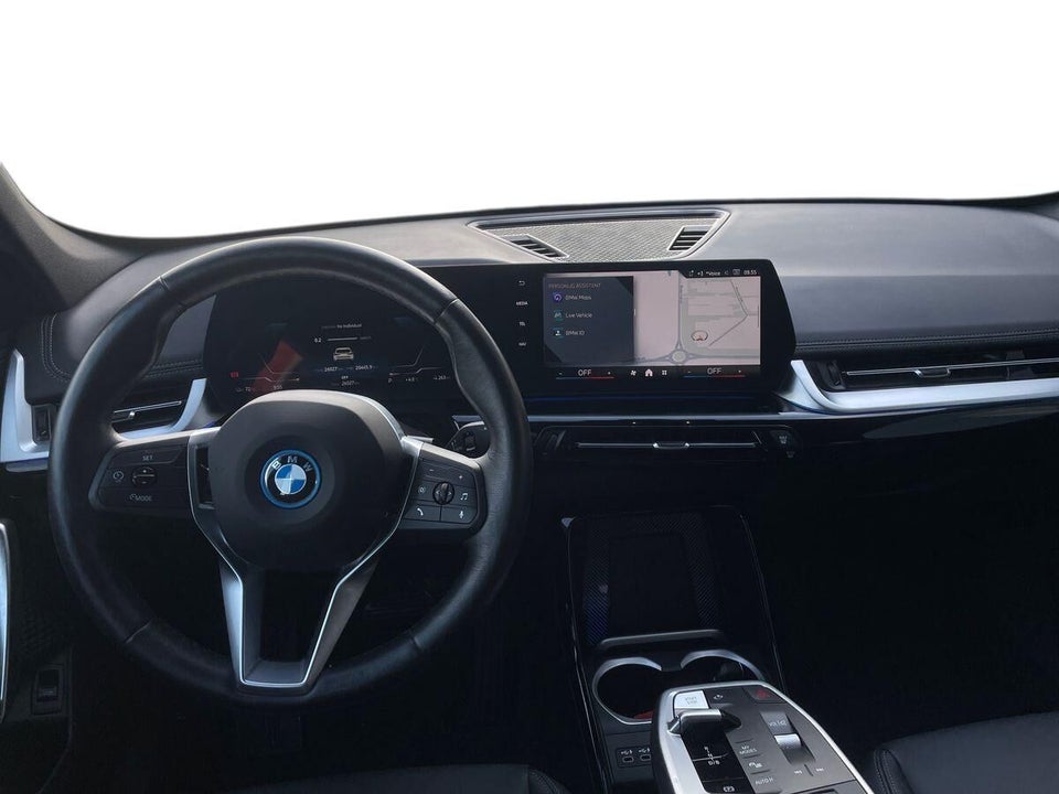 BMW iX1 eDrive20 X-Line 5d