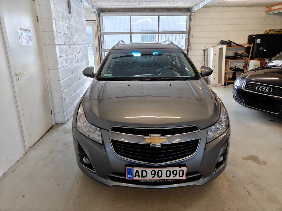 Chevrolet Cruze 1,8 LTZ stc. 5d