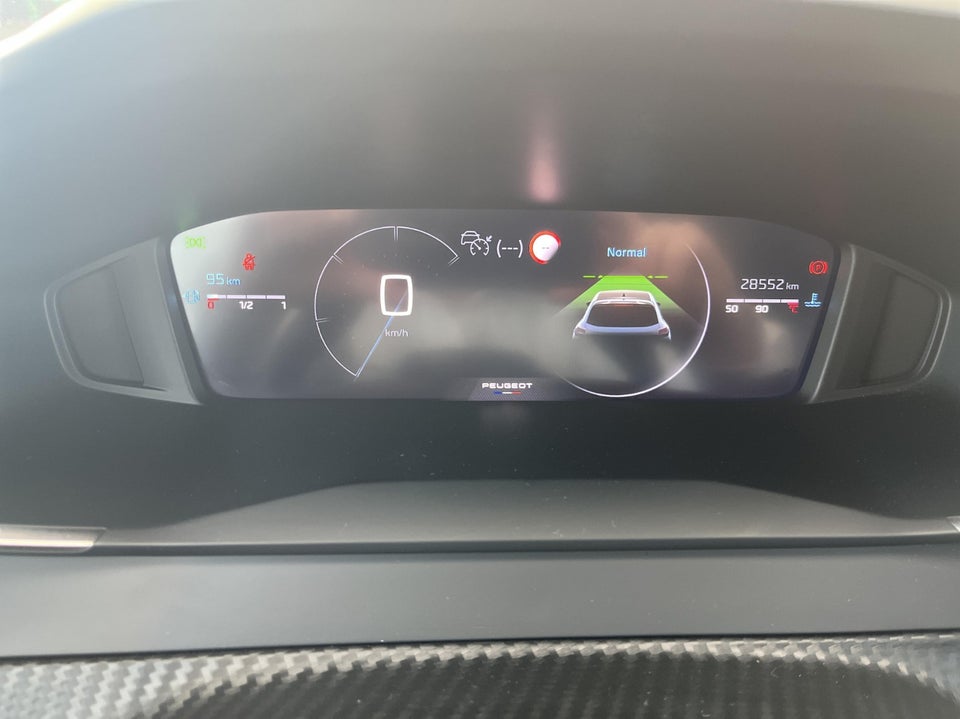 Peugeot 208 1,2 PureTech 100 Allure+ 5d