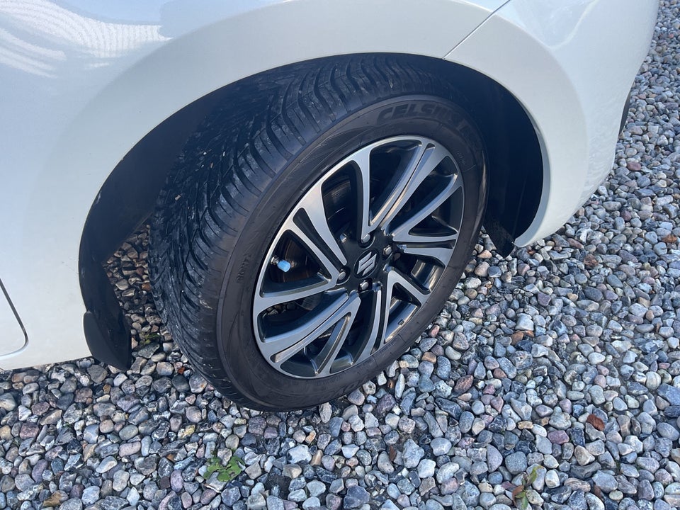 Suzuki Swift 1,2 mHybrid Exclusive 5d