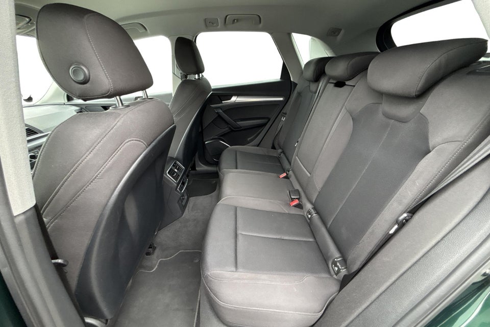 Audi Q5 40 TDi Sport quattro S-tr. 5d