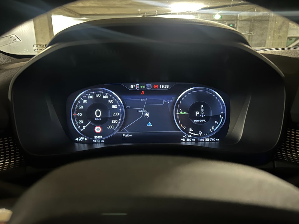 Volvo XC40 1,5 T5 ReCharge Plus Dark aut. 5d